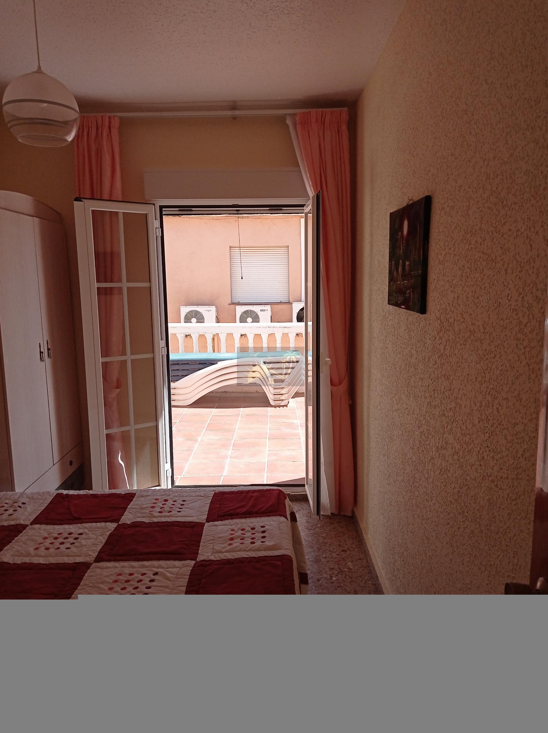 For sale of house in Cuevas del Campo