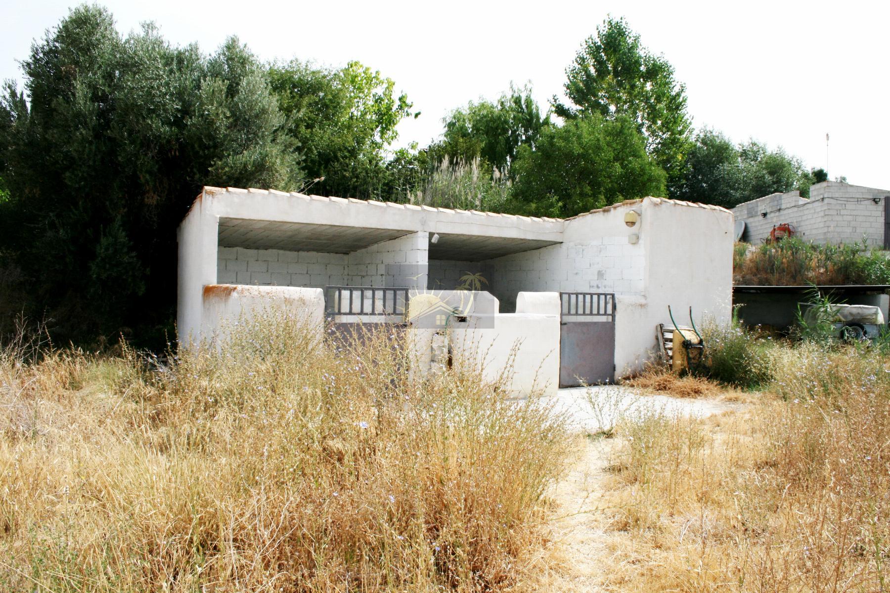 For sale of masia in Castilléjar
