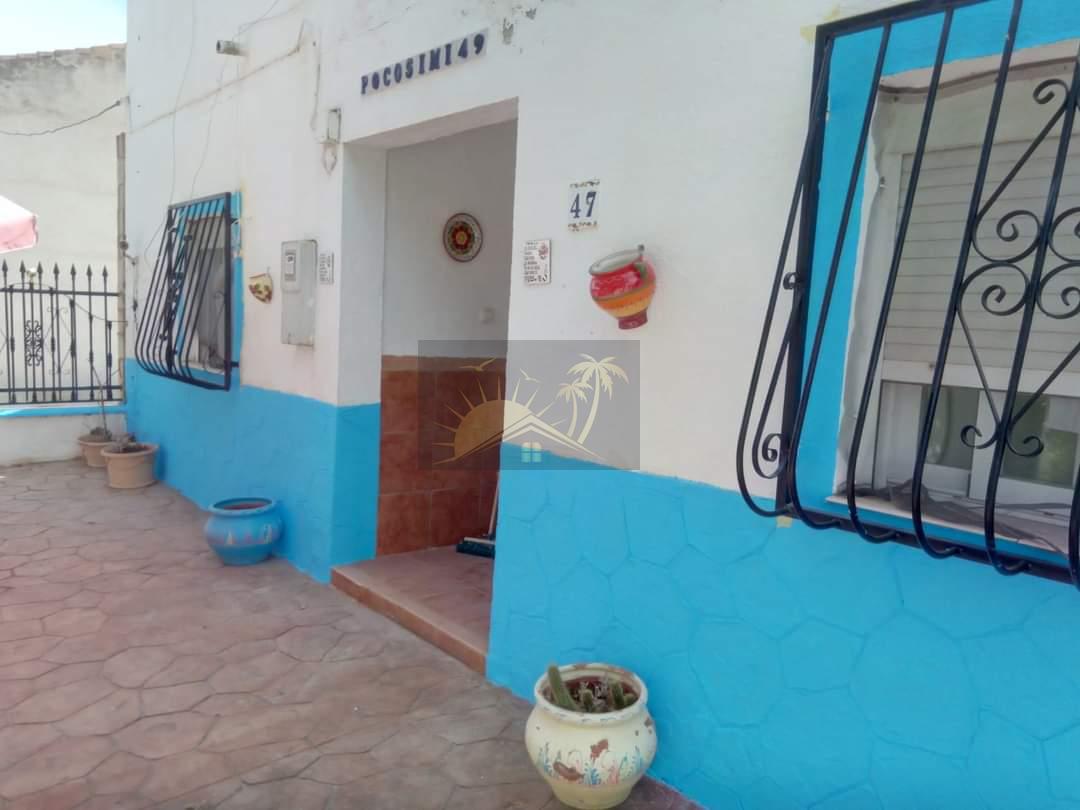 For sale of house in Cortes de Baza