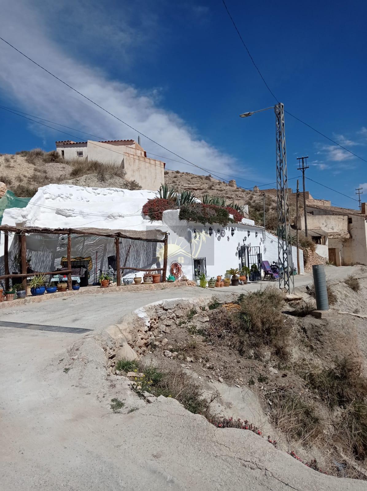 For sale of rural property in Zújar
