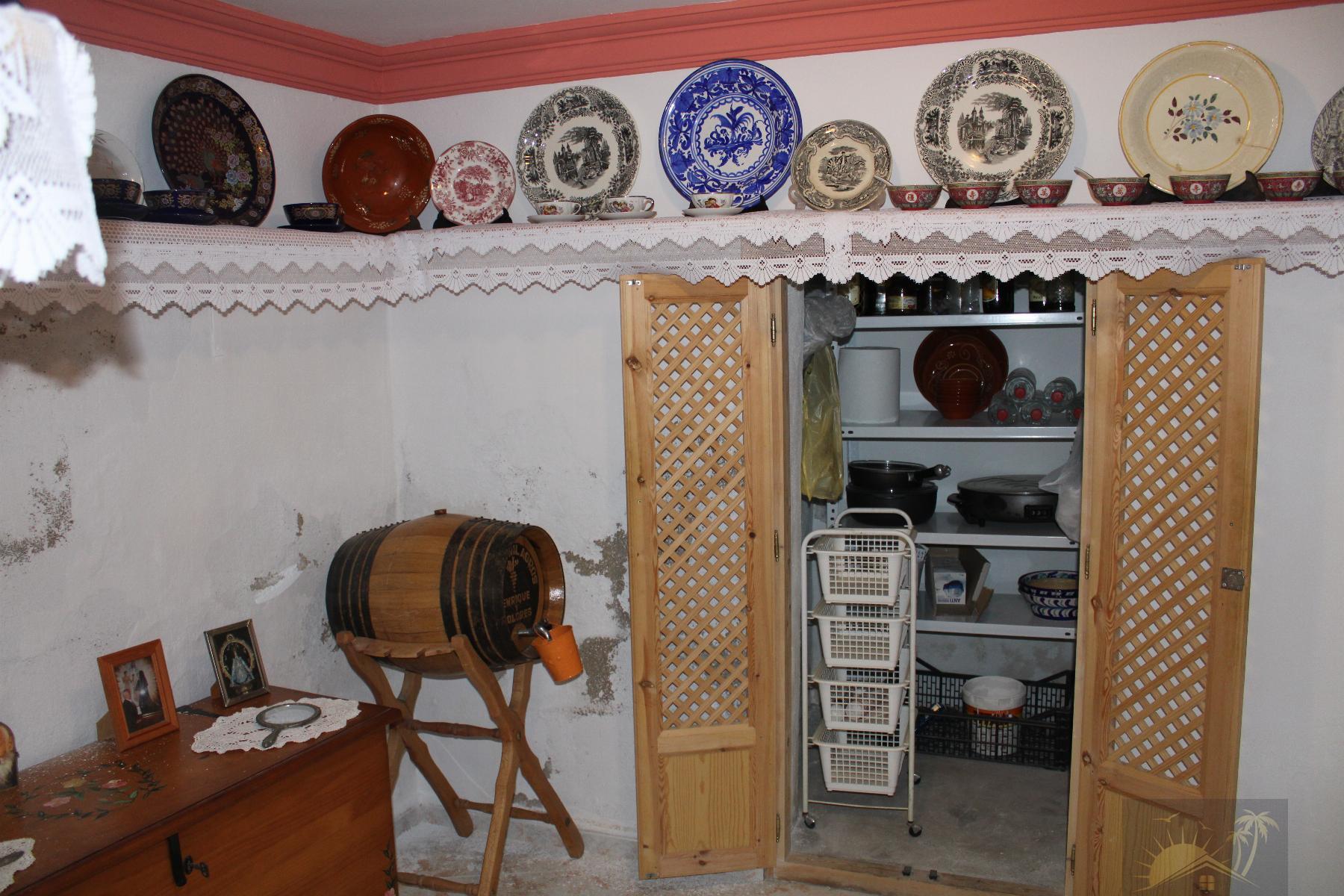 For sale of house in Benamaurel