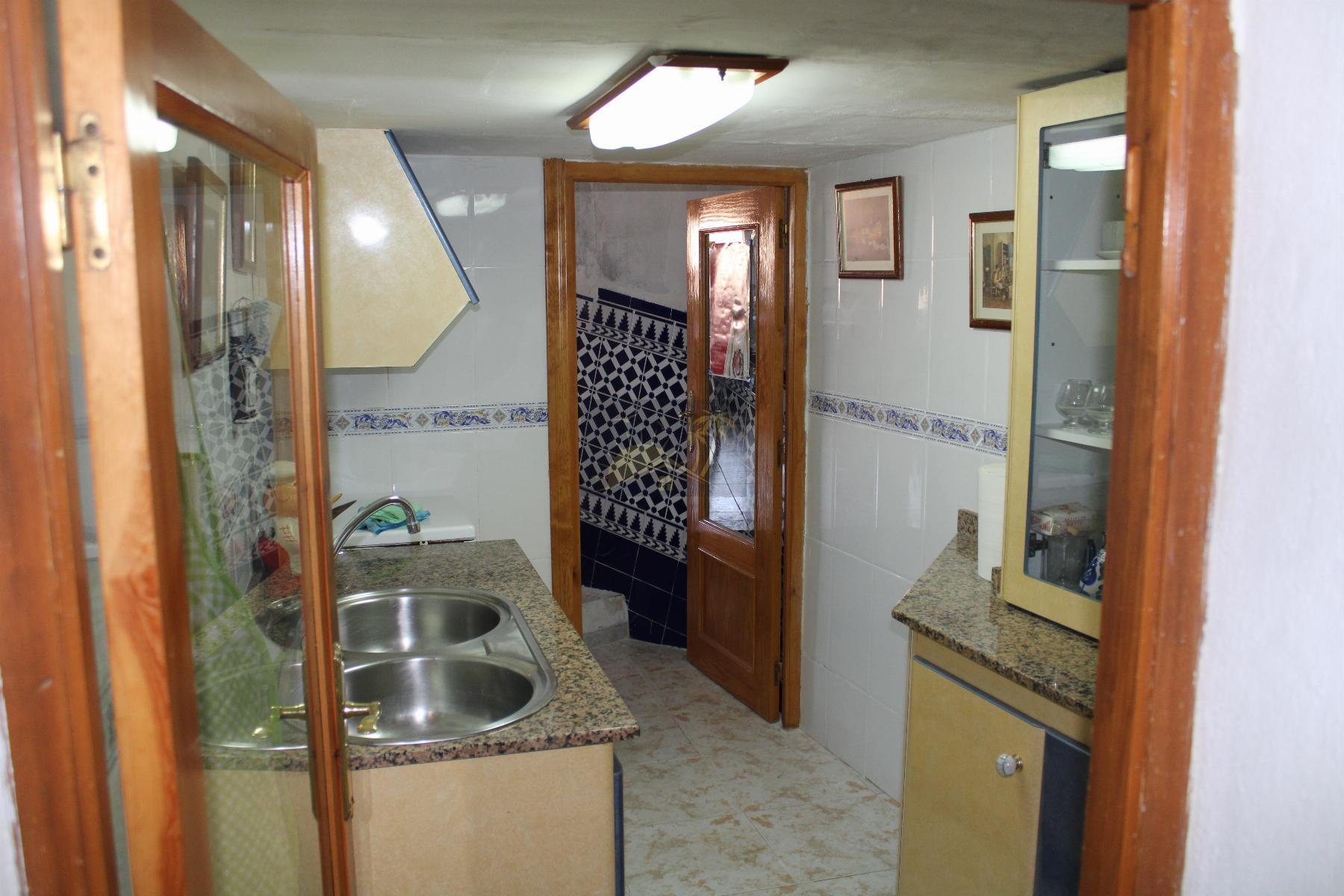 For sale of house in Castilléjar