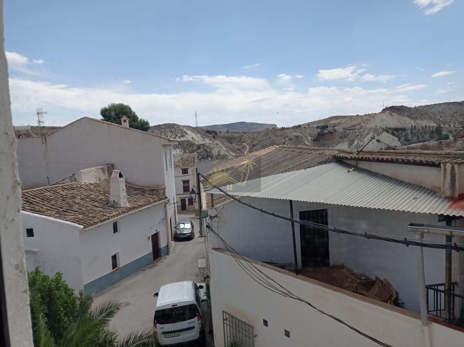 For sale of residence in Hinojares