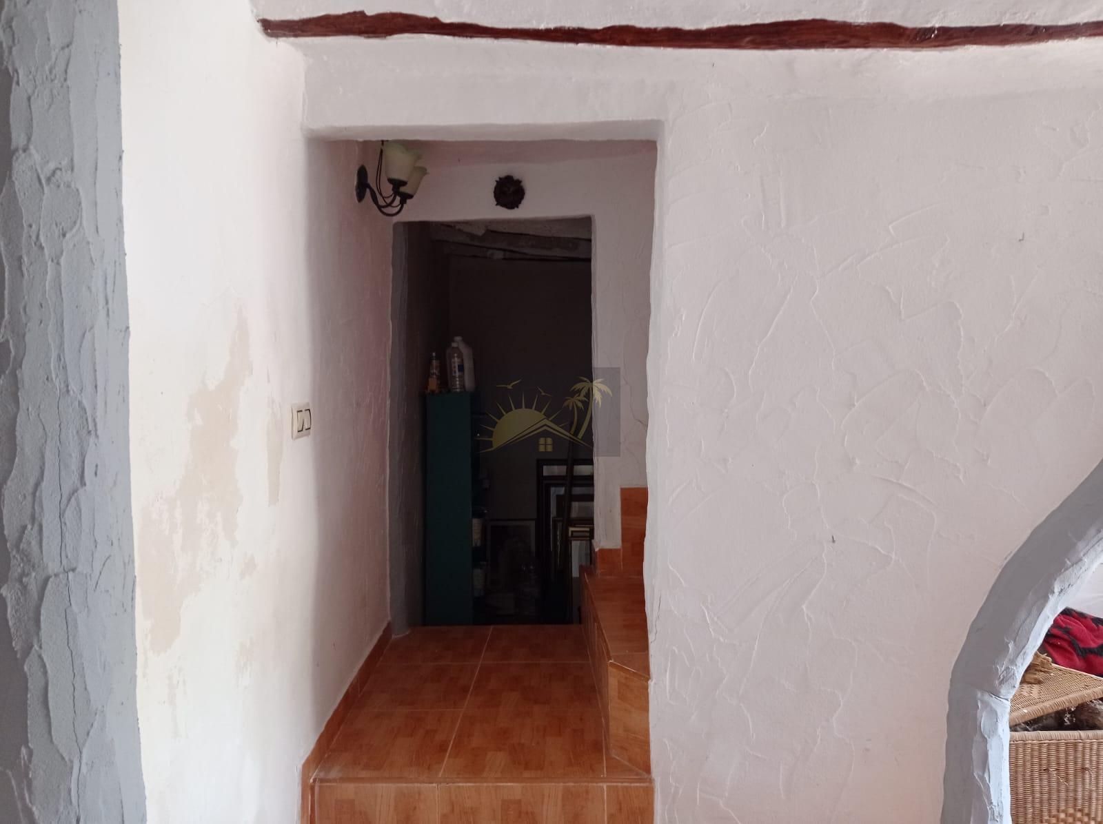 For sale of house in Hinojares
