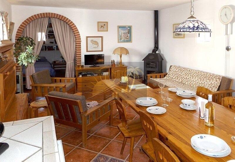 For sale of villa in Sedella