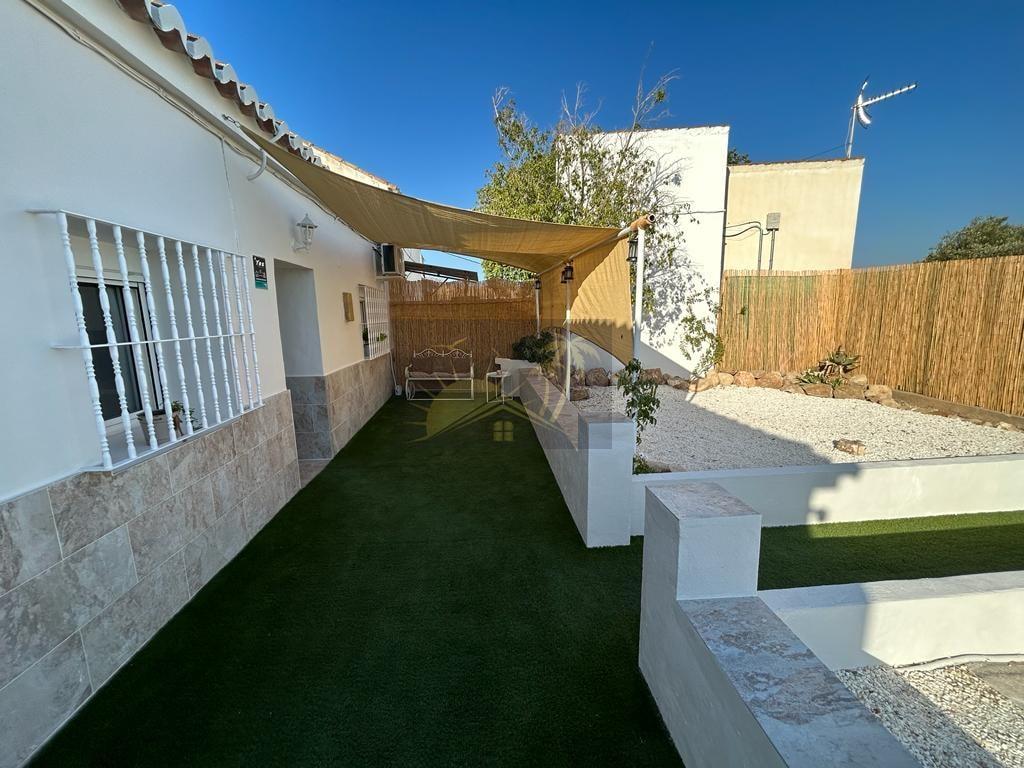 For sale of bungalow in Álora