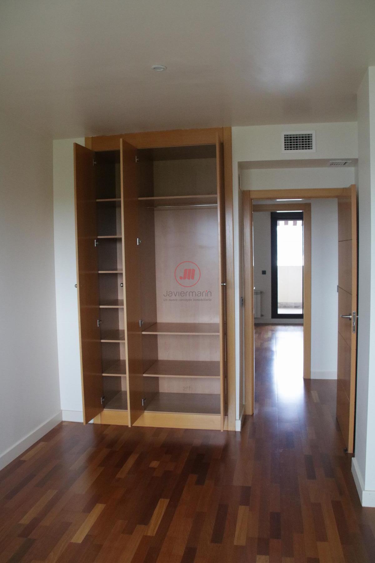 For sale of flat in Cáceres