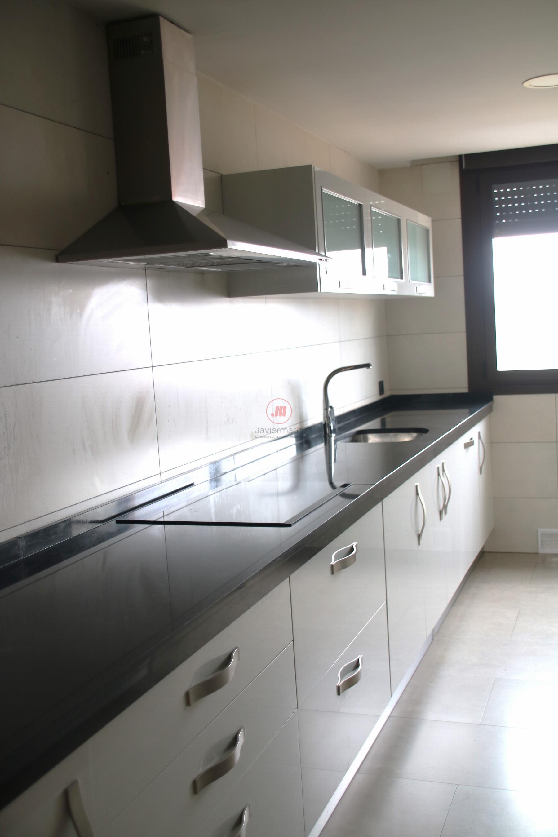 For sale of flat in Cáceres