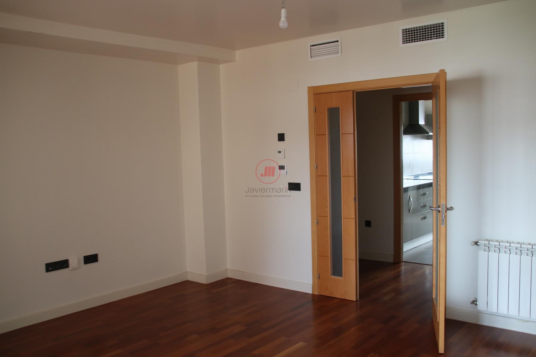 For sale of flat in Cáceres