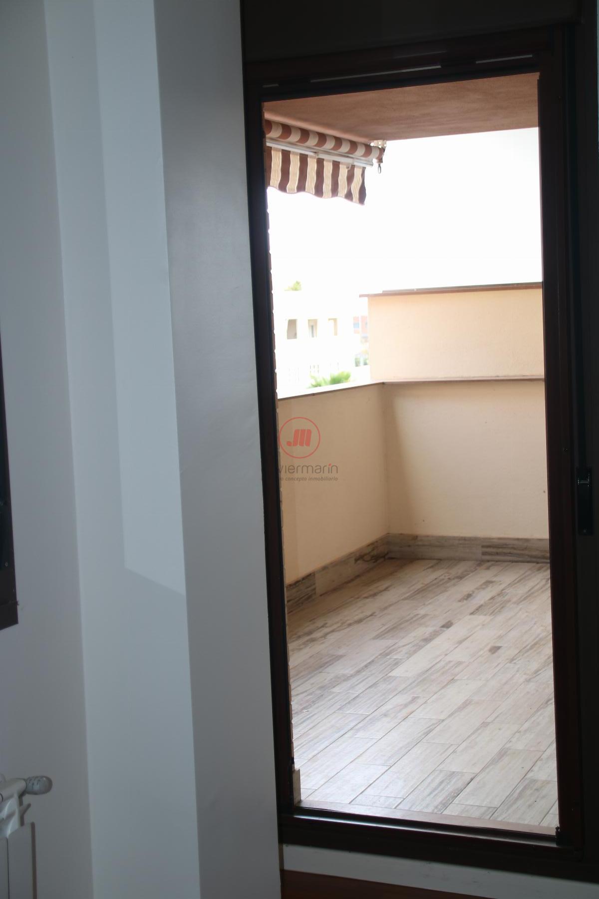 For sale of flat in Cáceres