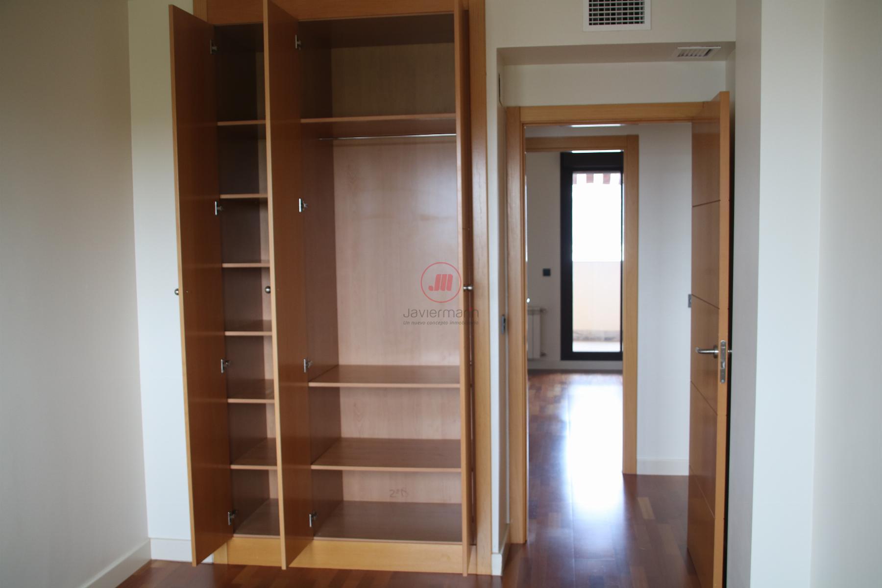 For sale of flat in Cáceres