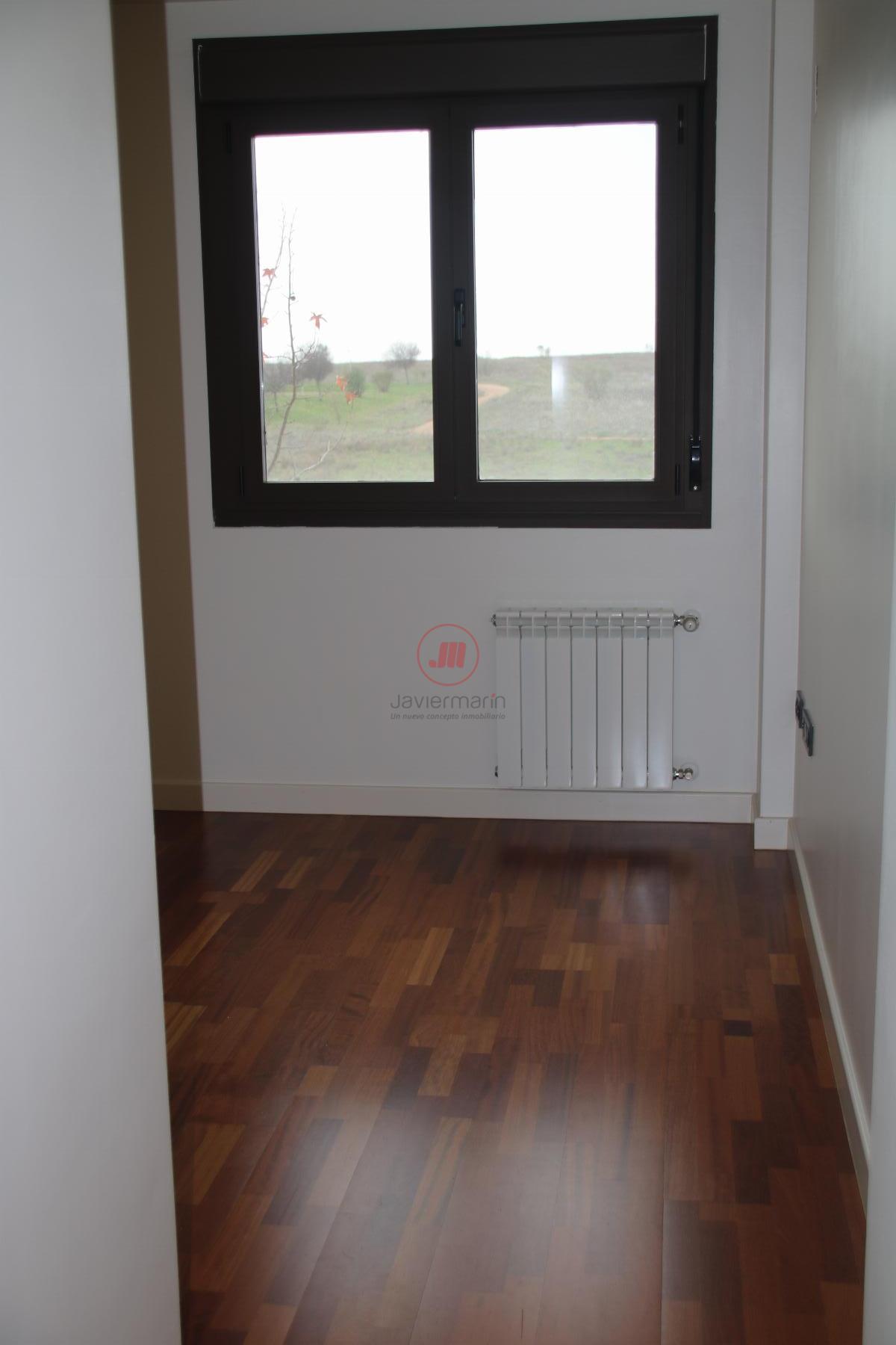 For sale of flat in Cáceres
