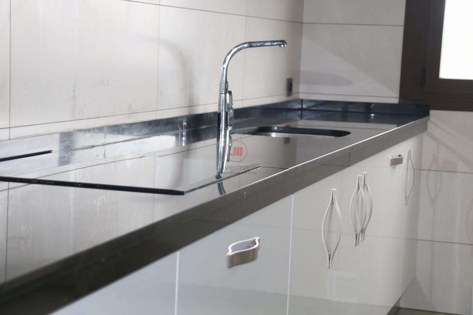 For sale of flat in Cáceres