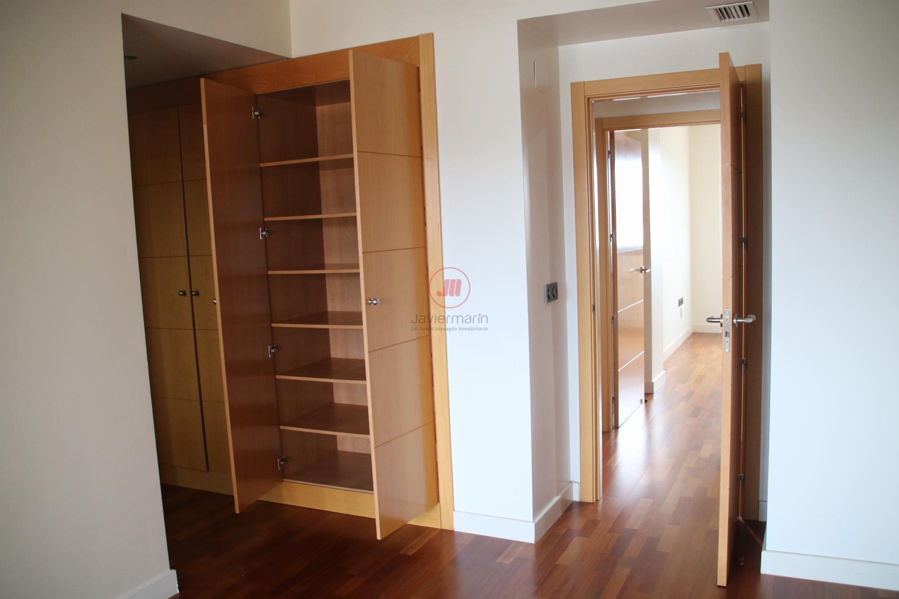 For sale of flat in Cáceres