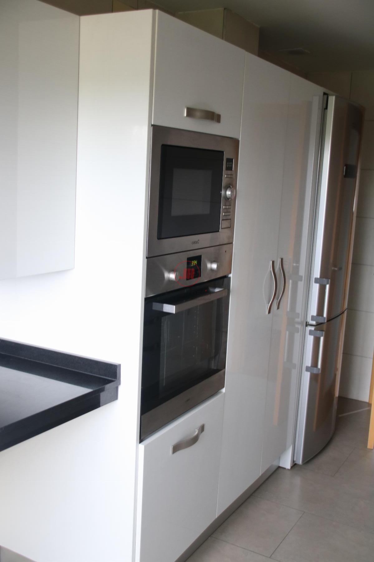 For sale of flat in Cáceres