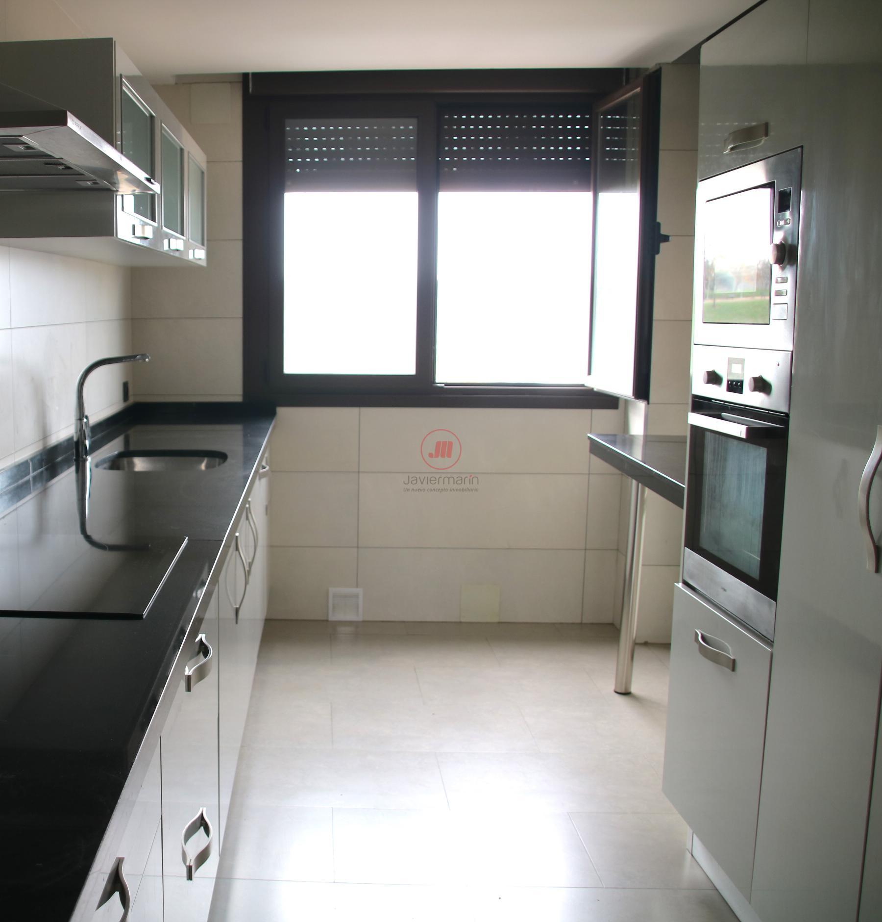 For sale of flat in Cáceres