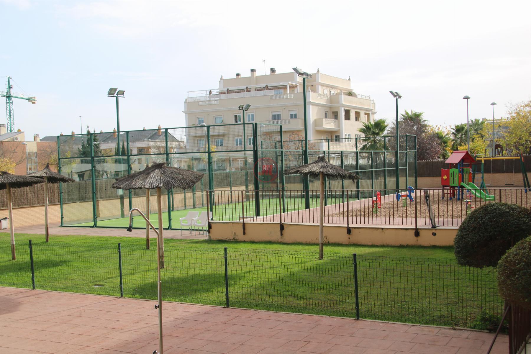For sale of flat in Cáceres