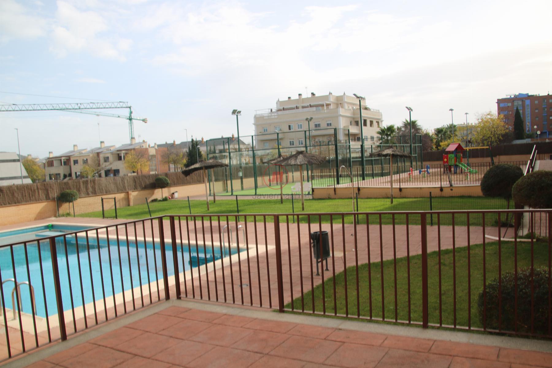 For sale of flat in Cáceres