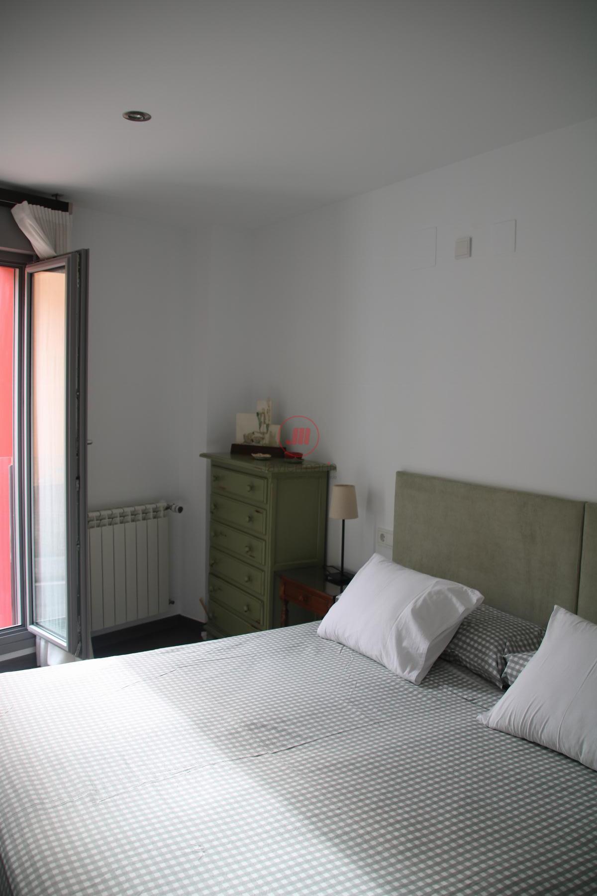 For sale of flat in Cáceres