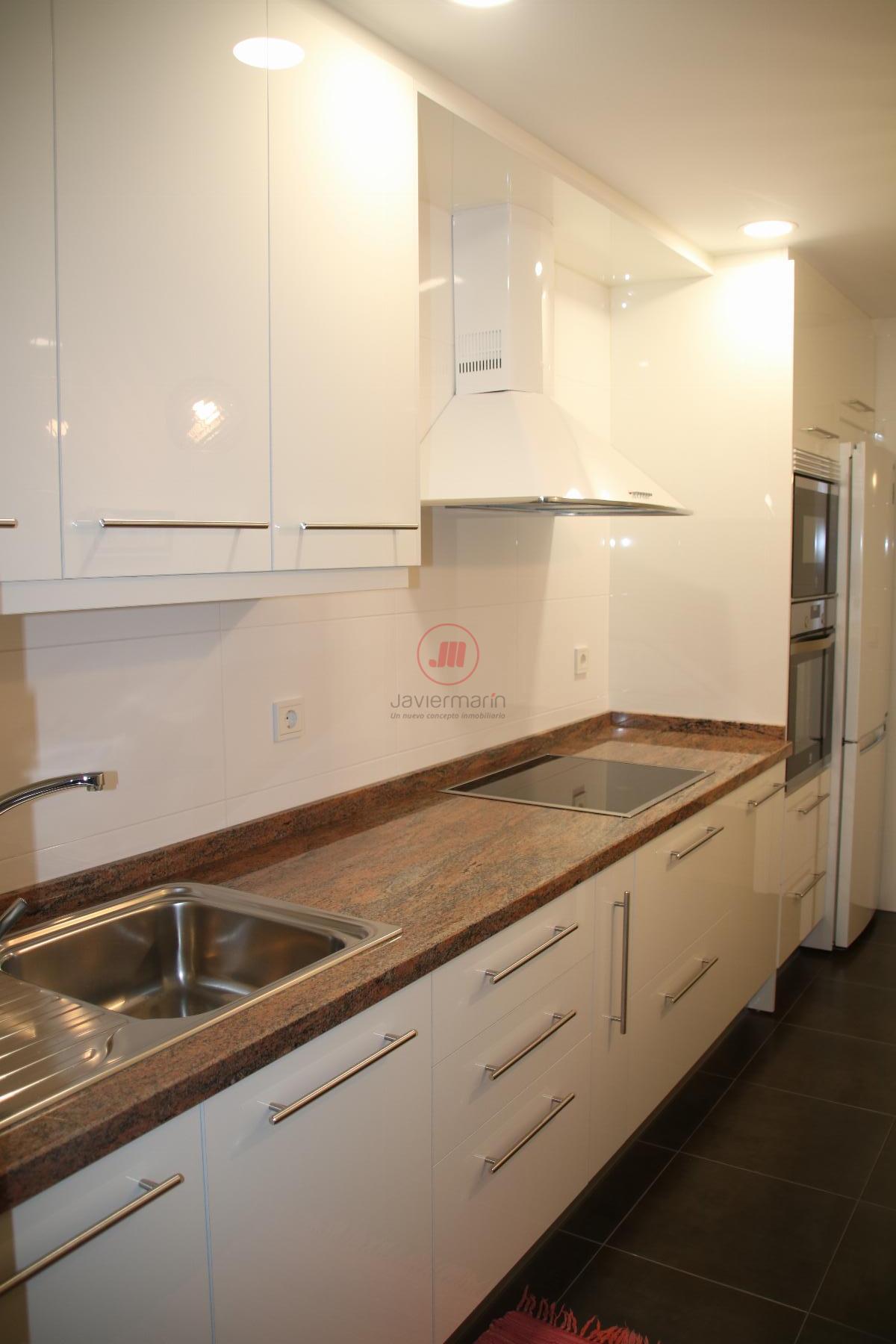 For sale of flat in Cáceres