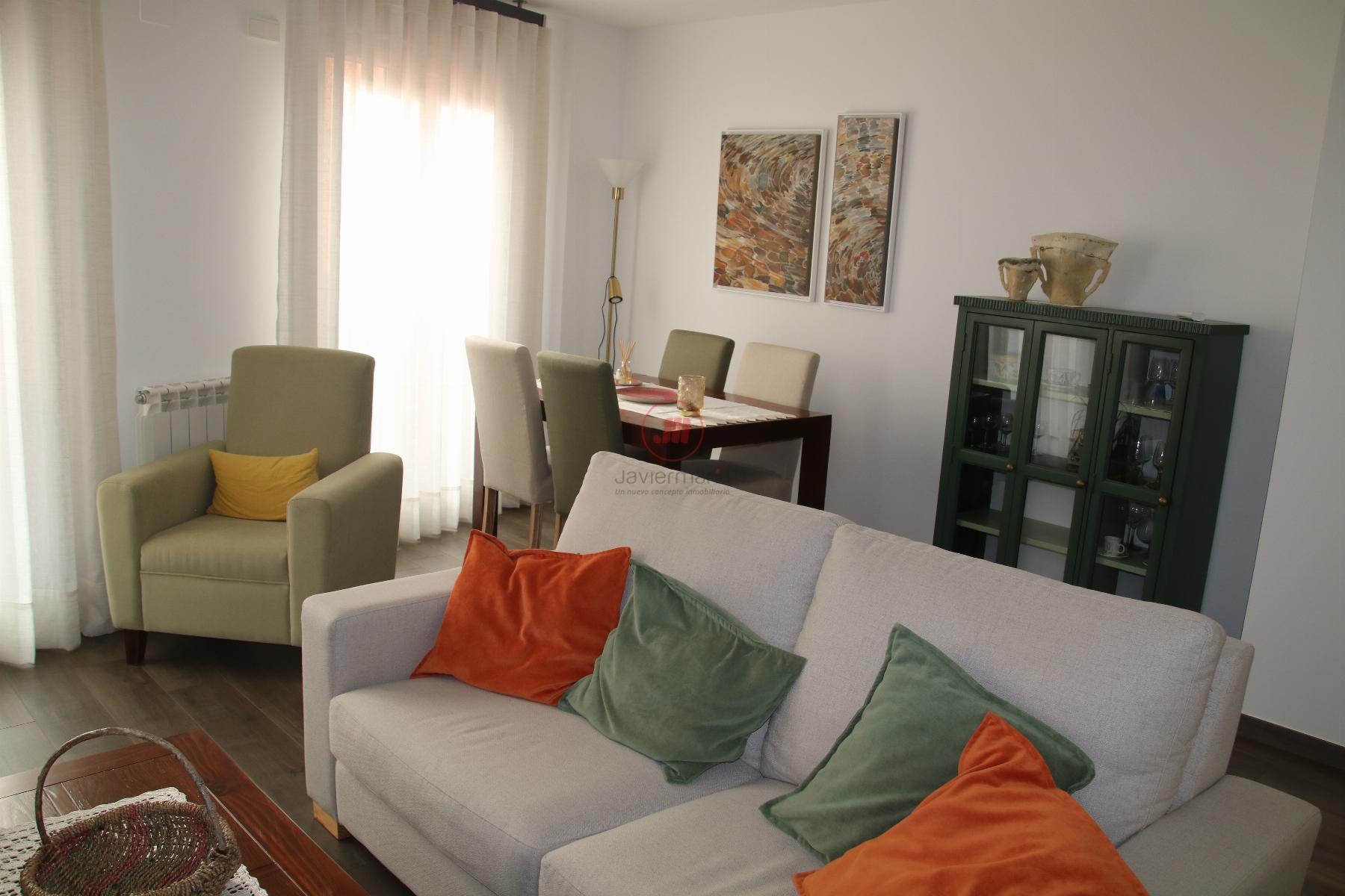 For sale of flat in Cáceres