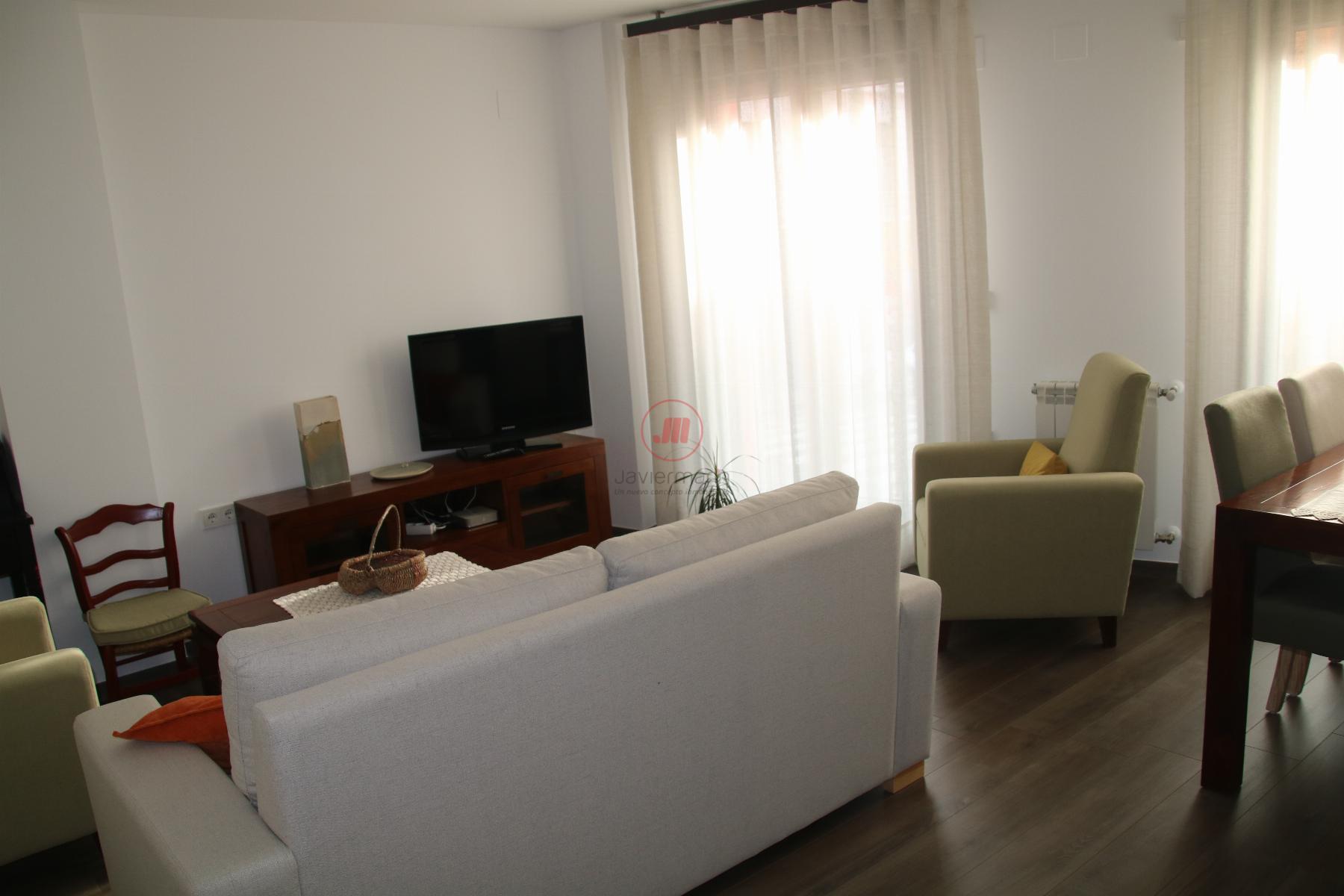 For sale of flat in Cáceres