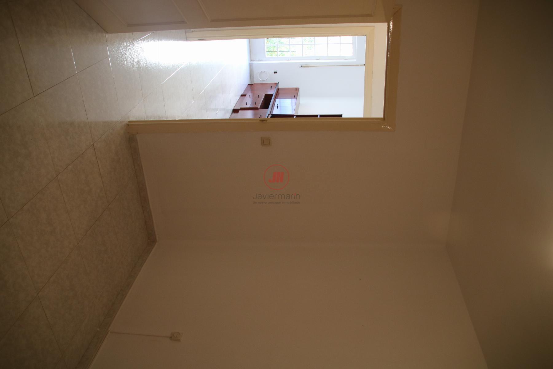 For sale of apartment in Cáceres