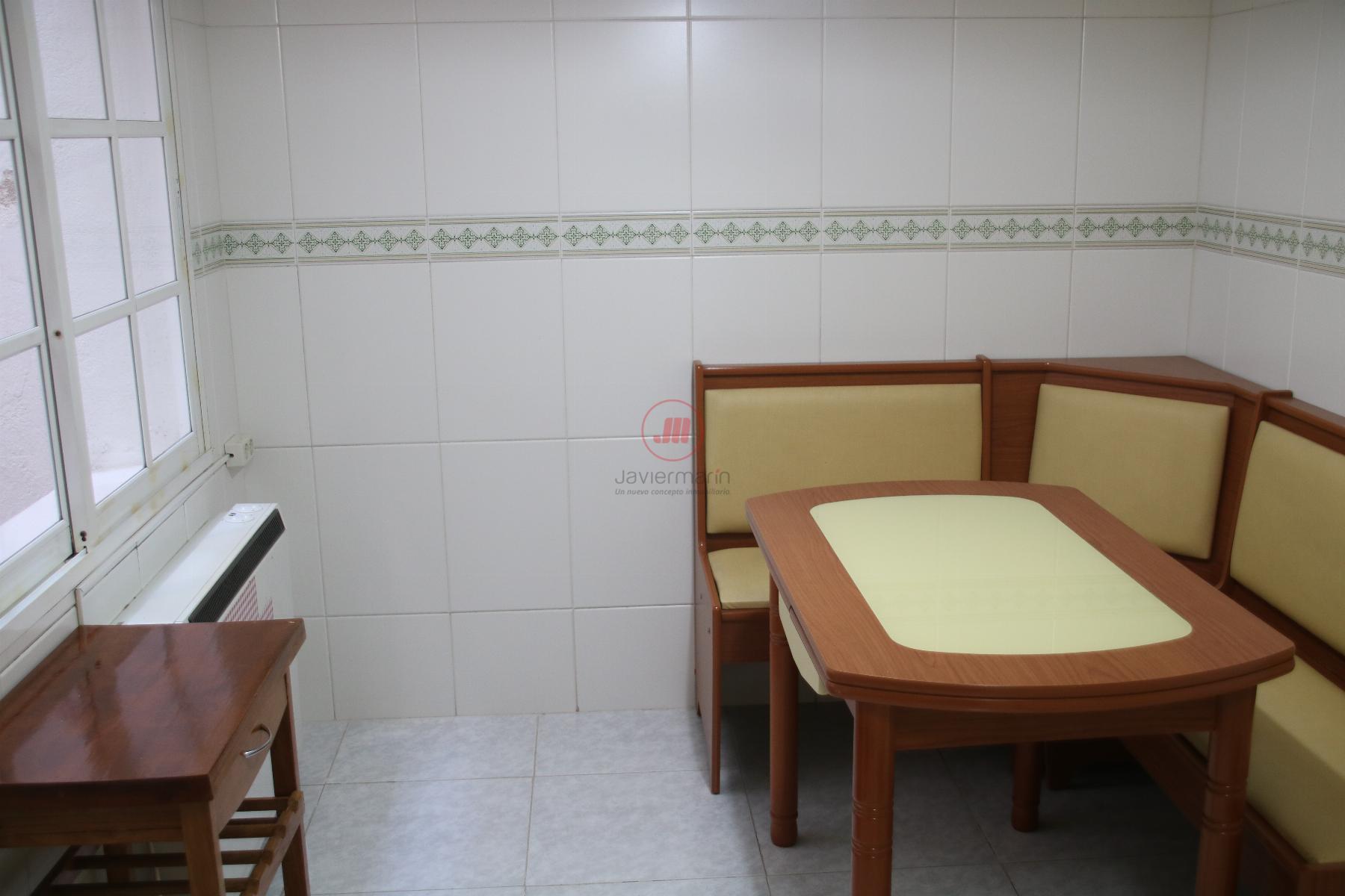 For sale of apartment in Cáceres