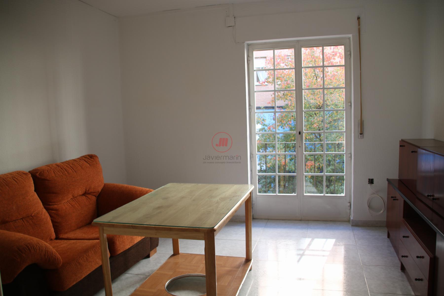 For sale of apartment in Cáceres