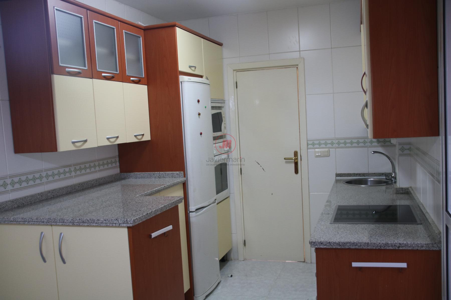 For sale of apartment in Cáceres