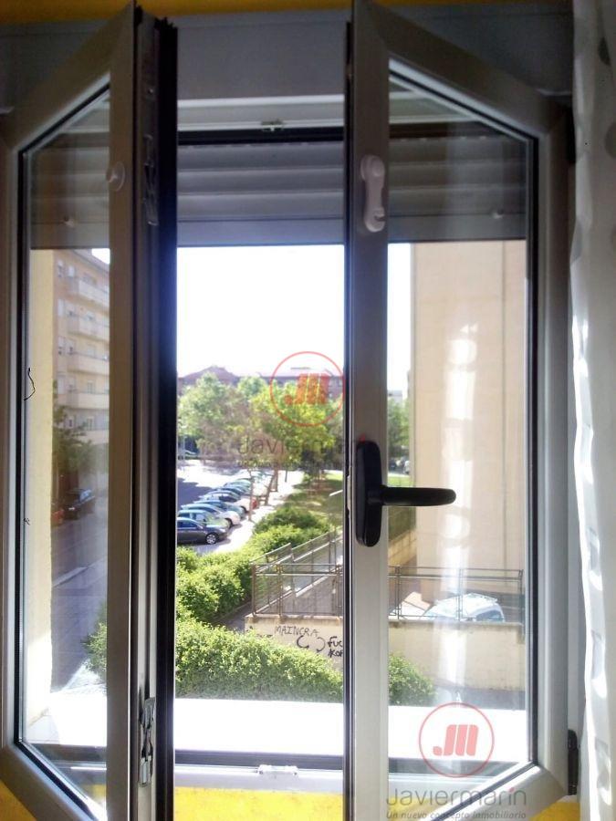 For sale of flat in Cáceres