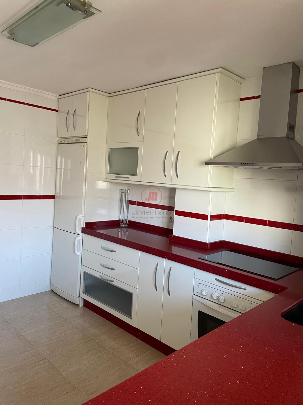 For sale of flat in Cáceres