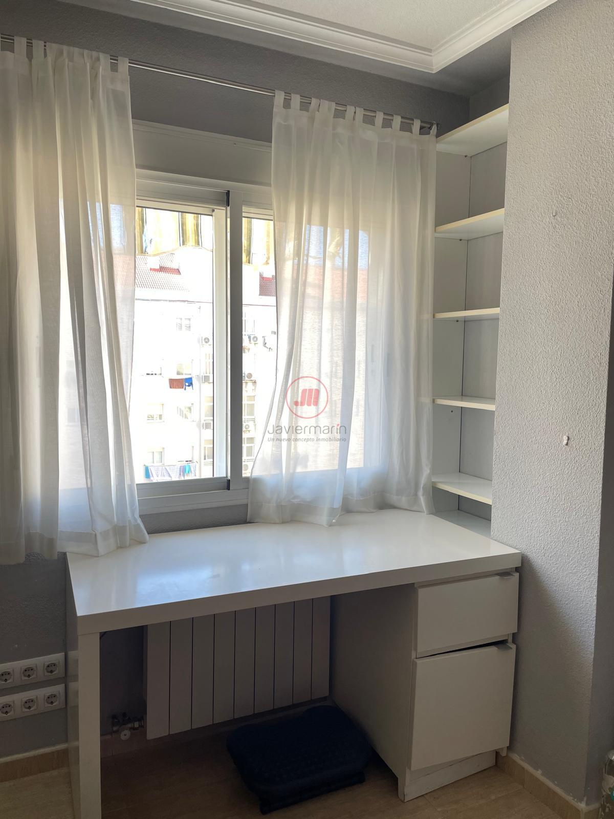 For sale of flat in Cáceres