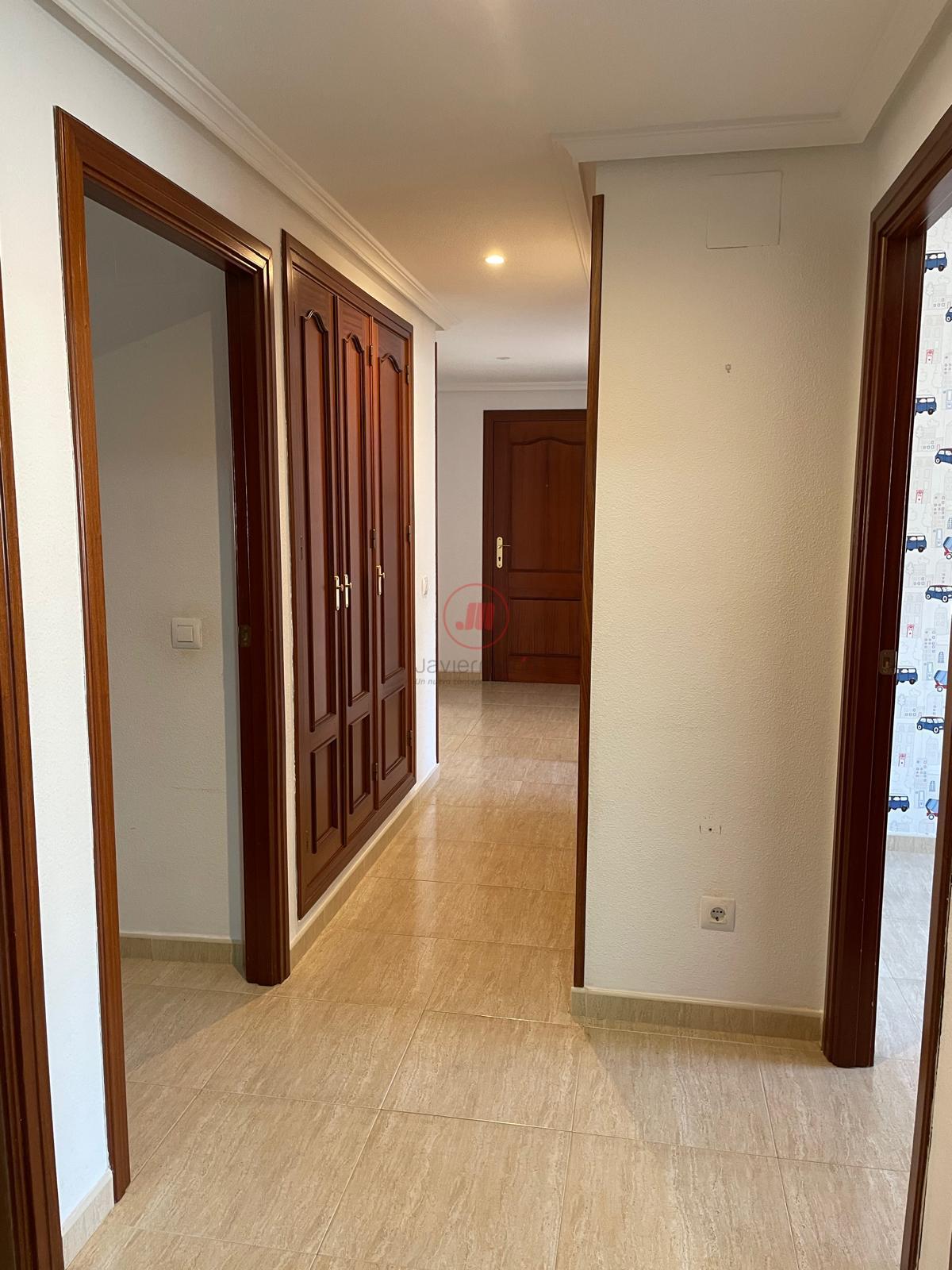 For sale of flat in Cáceres
