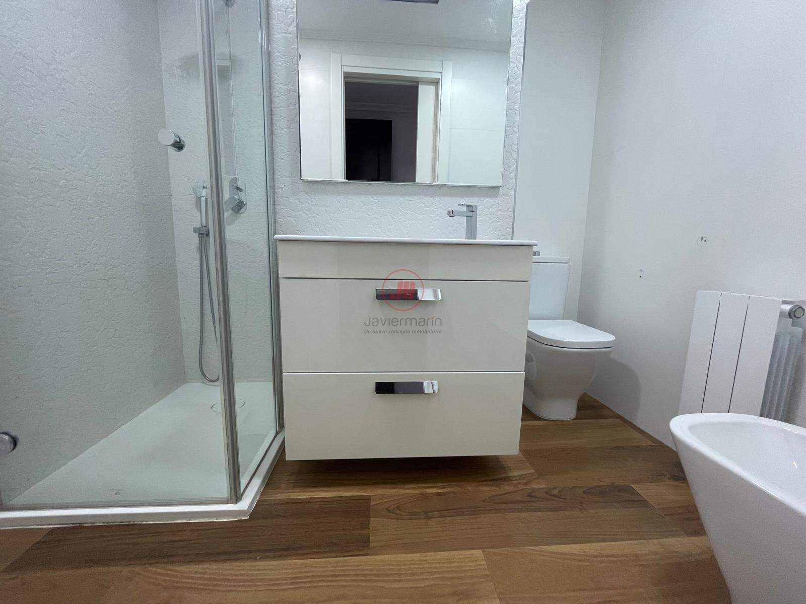 For sale of flat in Cáceres