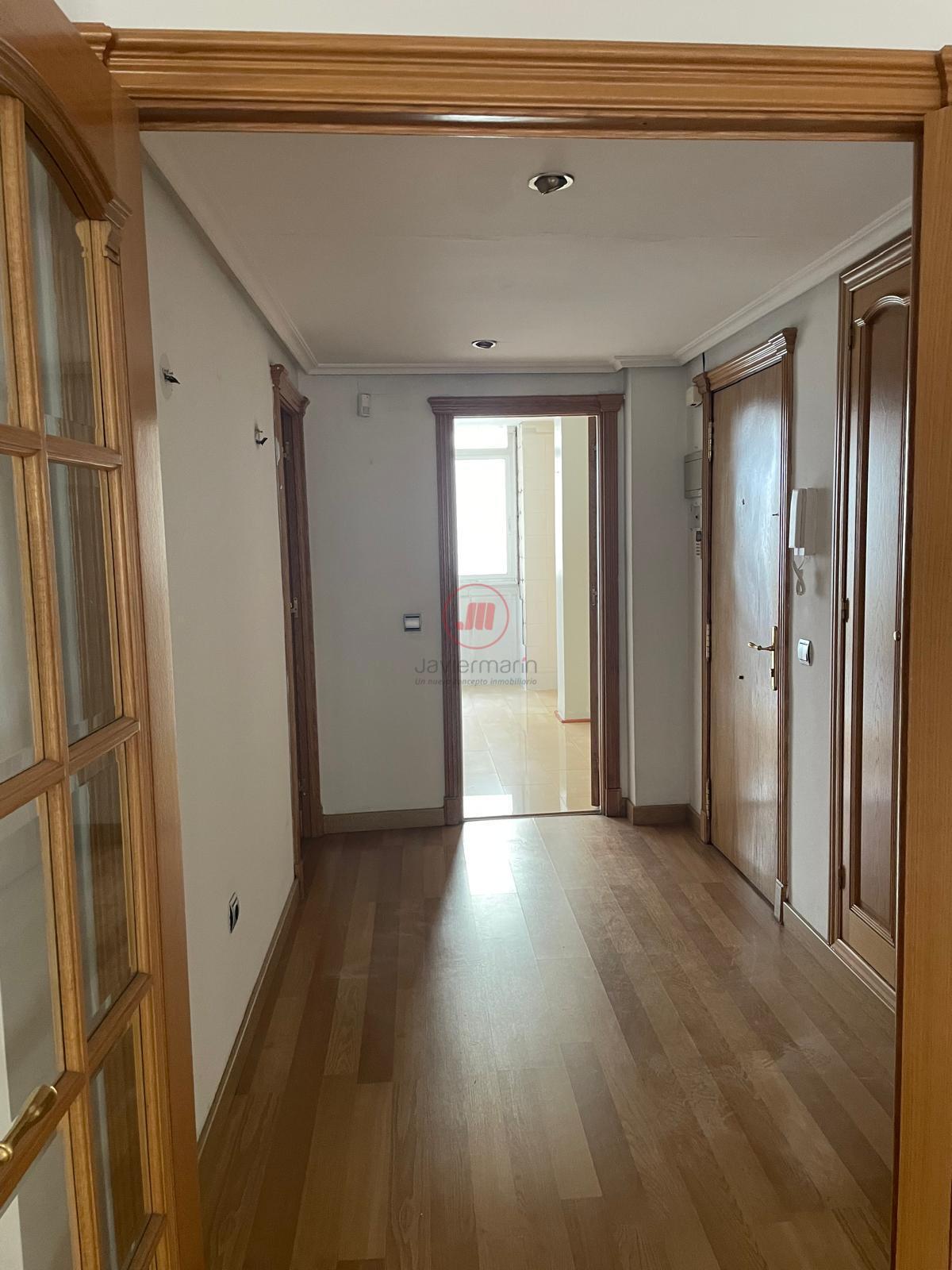 For sale of flat in Cáceres