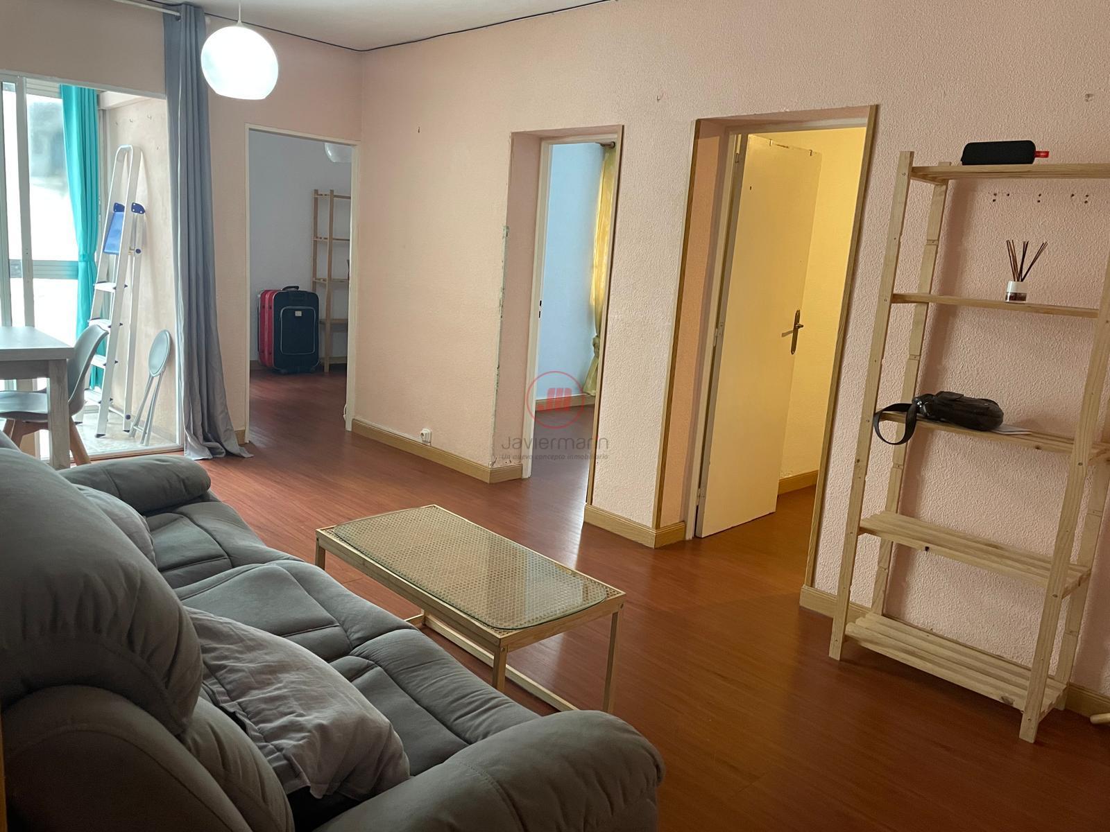 For sale of flat in Cáceres