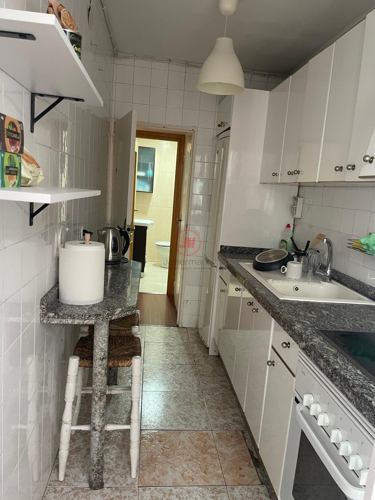 For sale of flat in Cáceres
