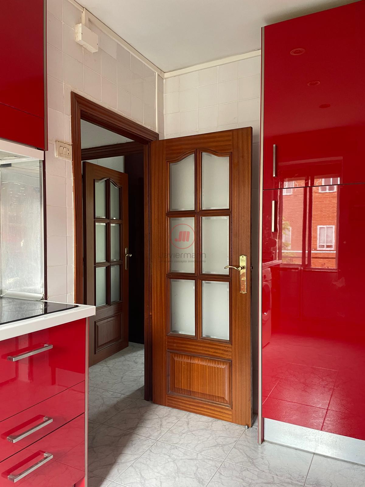 For sale of flat in Cáceres
