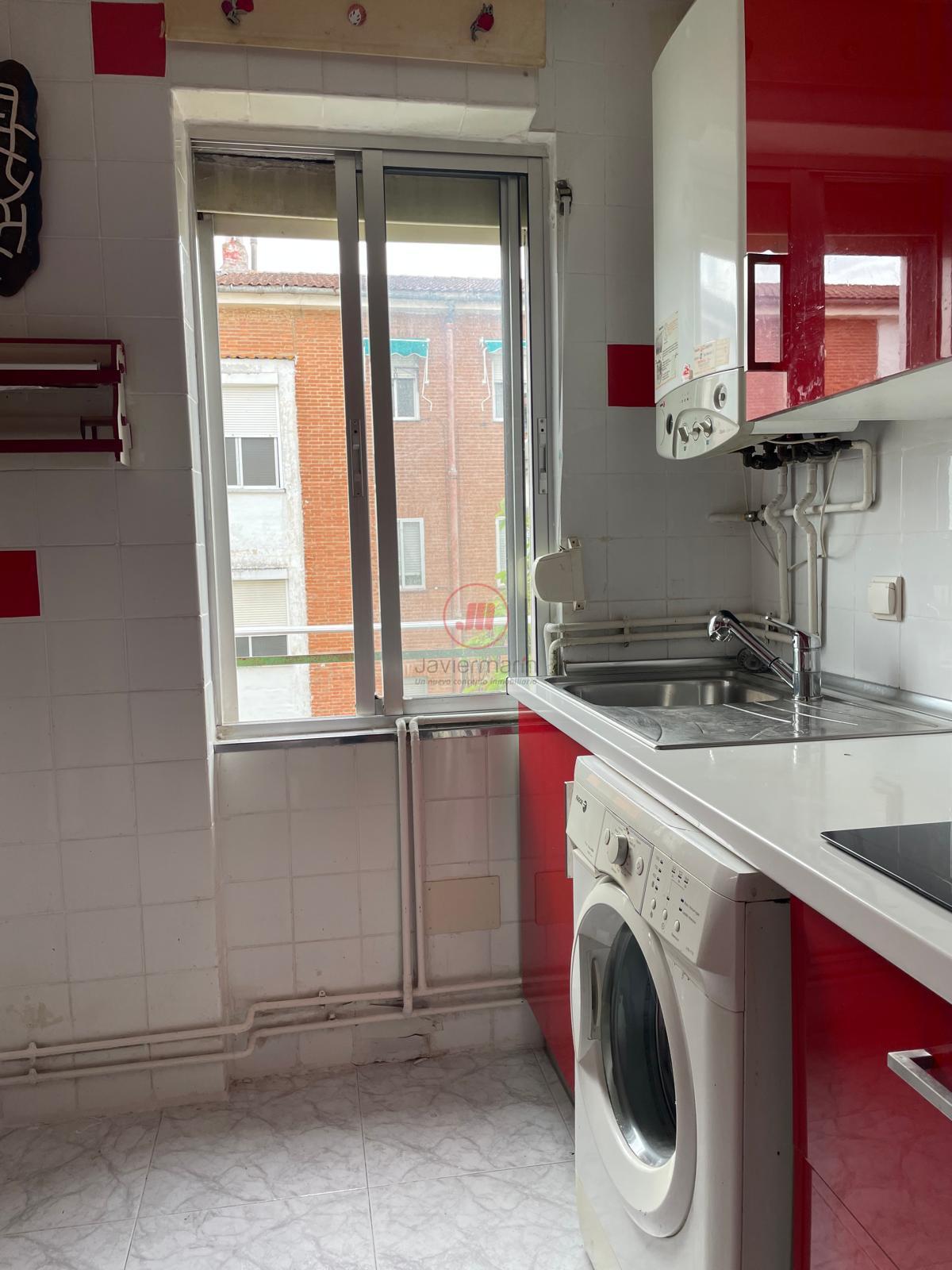 For sale of flat in Cáceres