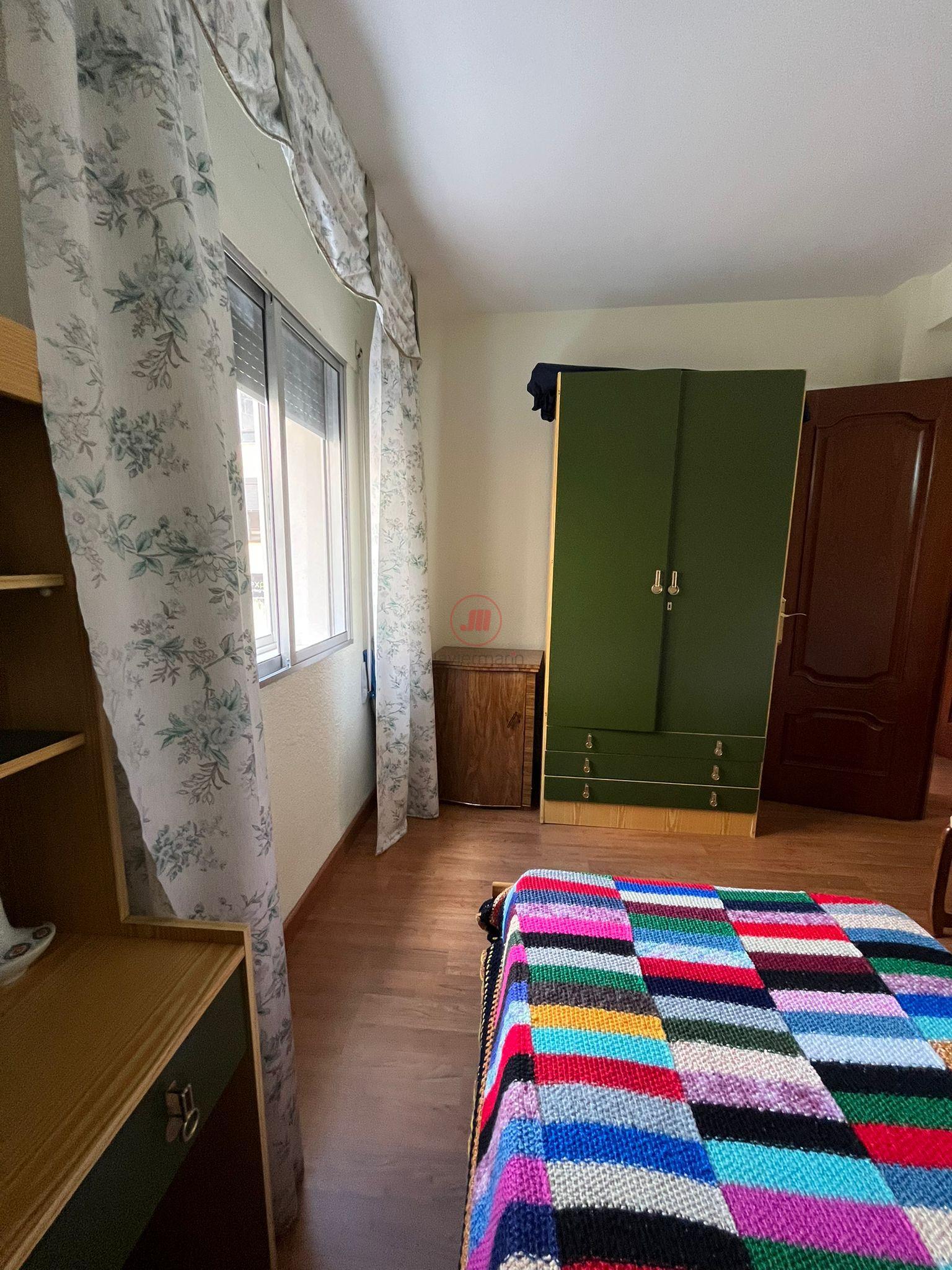 For rent of flat in Cáceres