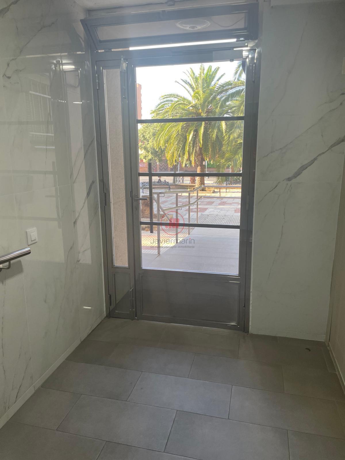 For sale of flat in Cáceres