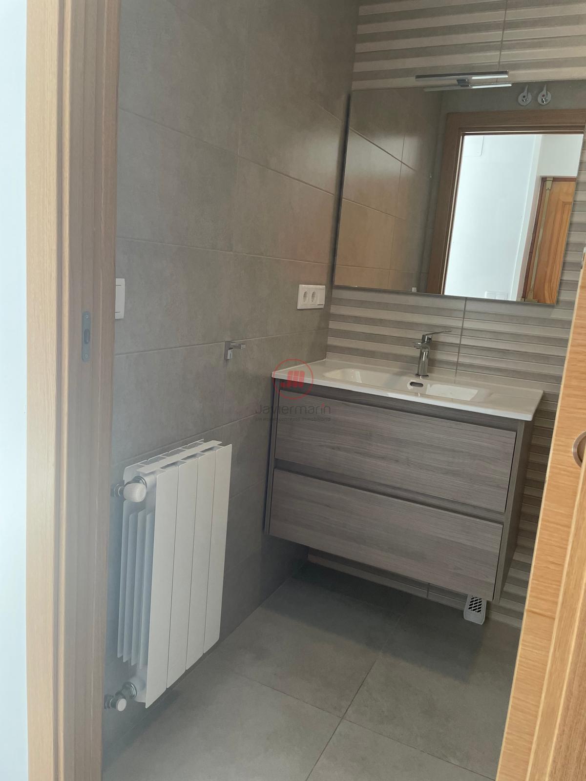 For sale of flat in Cáceres