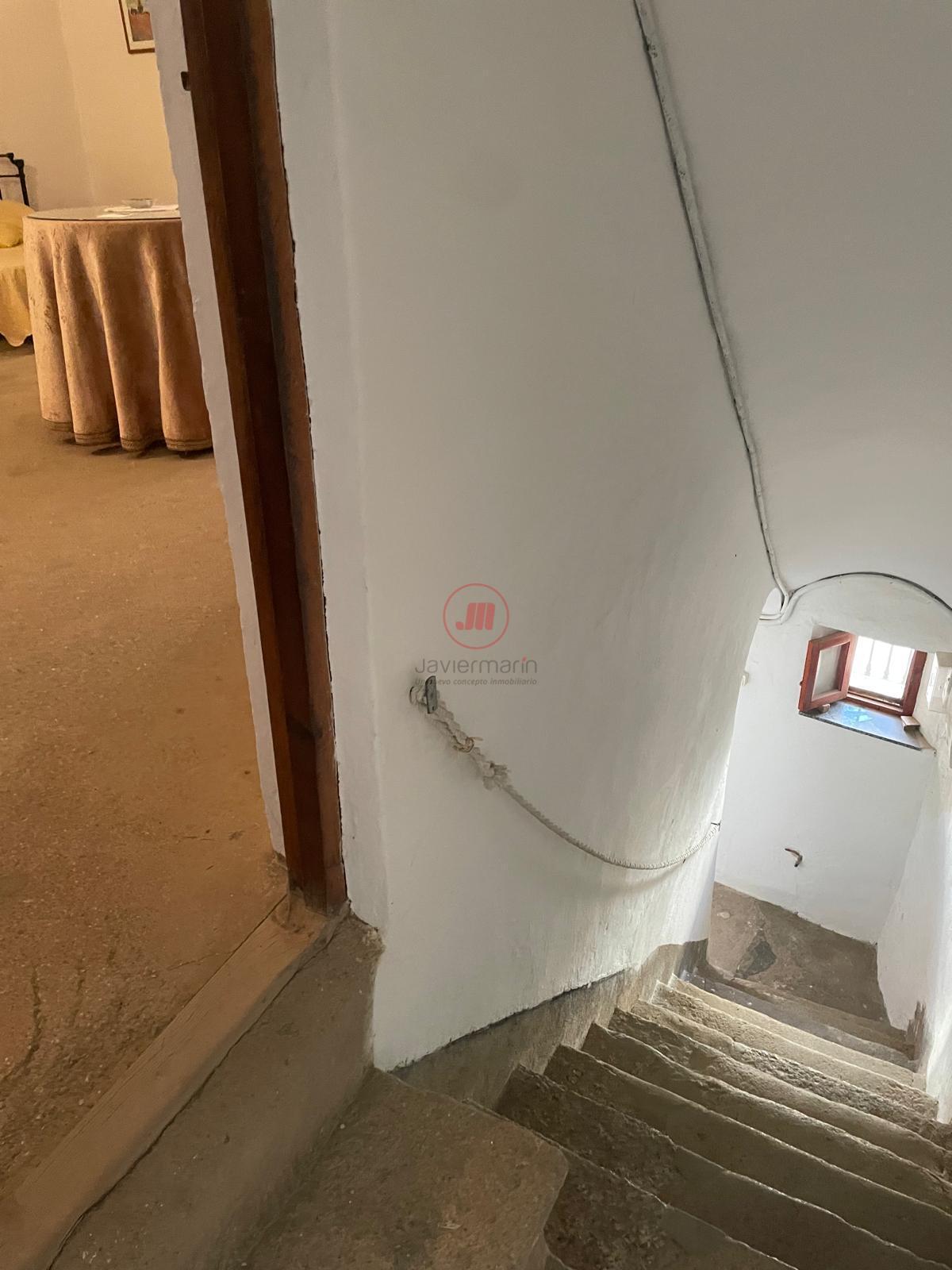 For sale of house in Casar de Cáceres