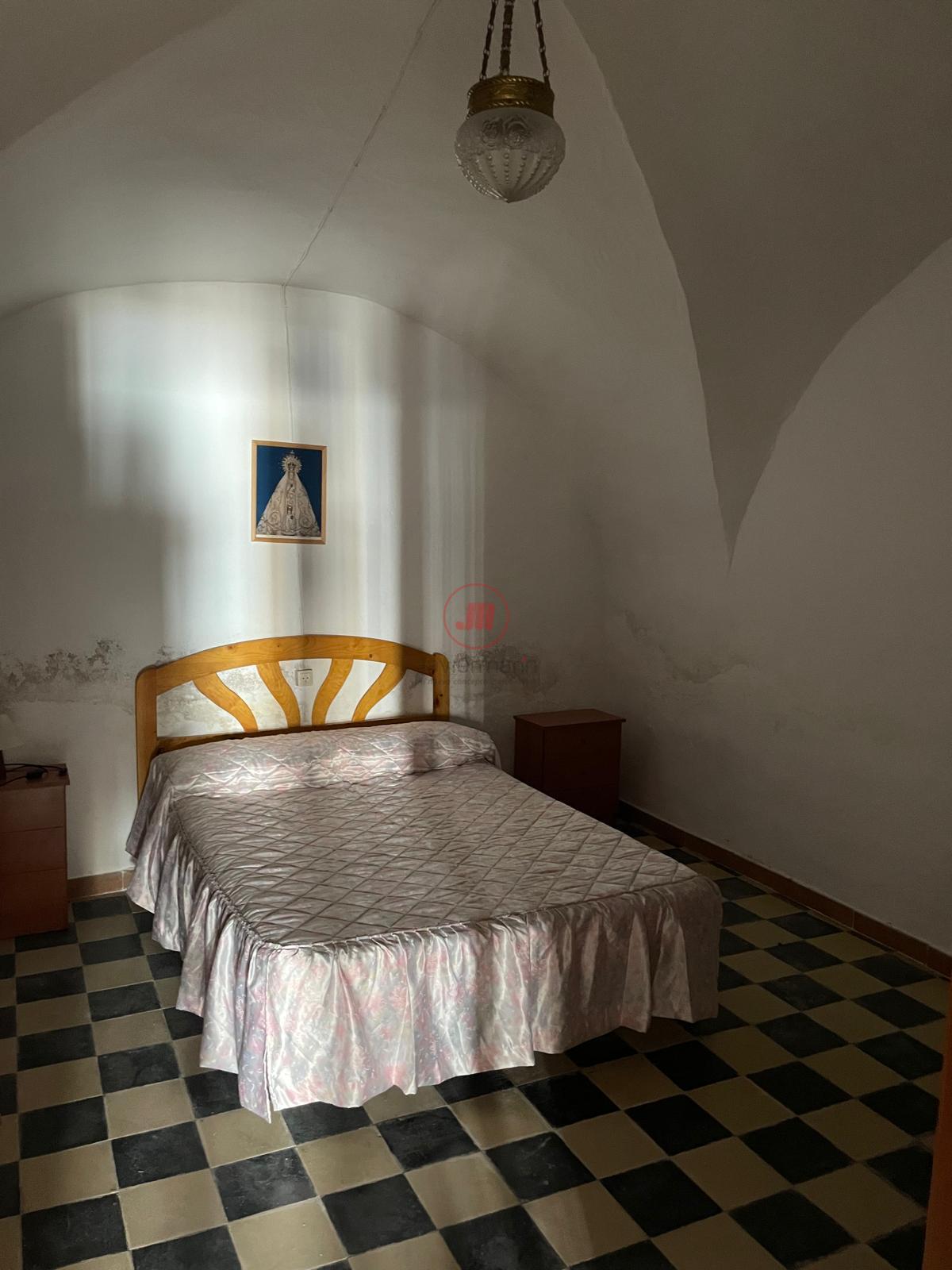 For sale of house in Casar de Cáceres