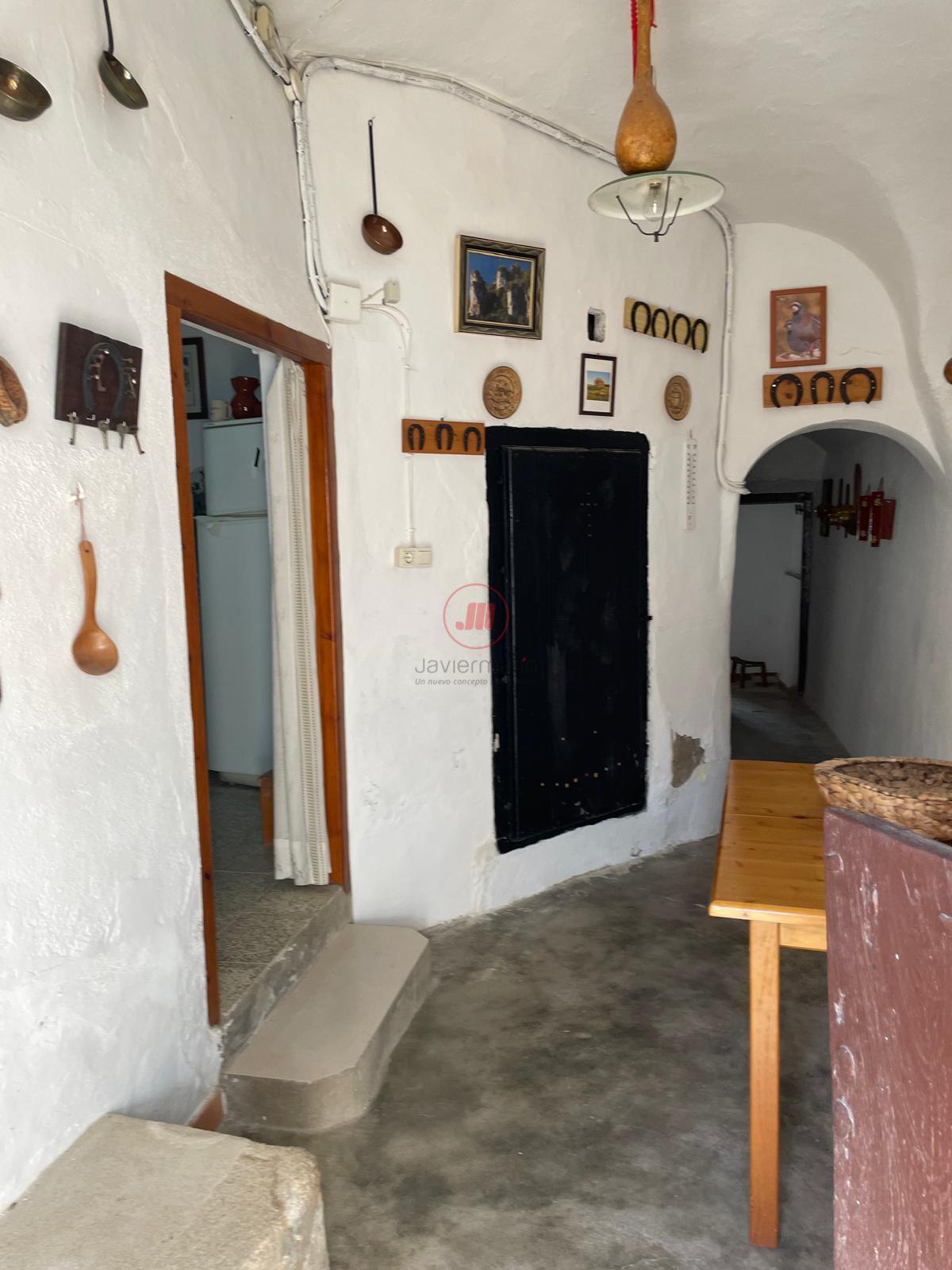 For sale of house in Casar de Cáceres