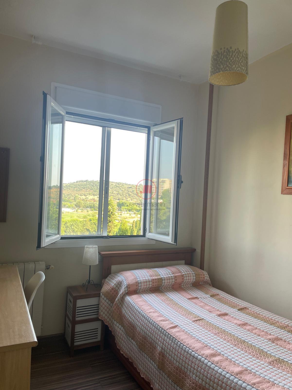 For sale of flat in Cáceres