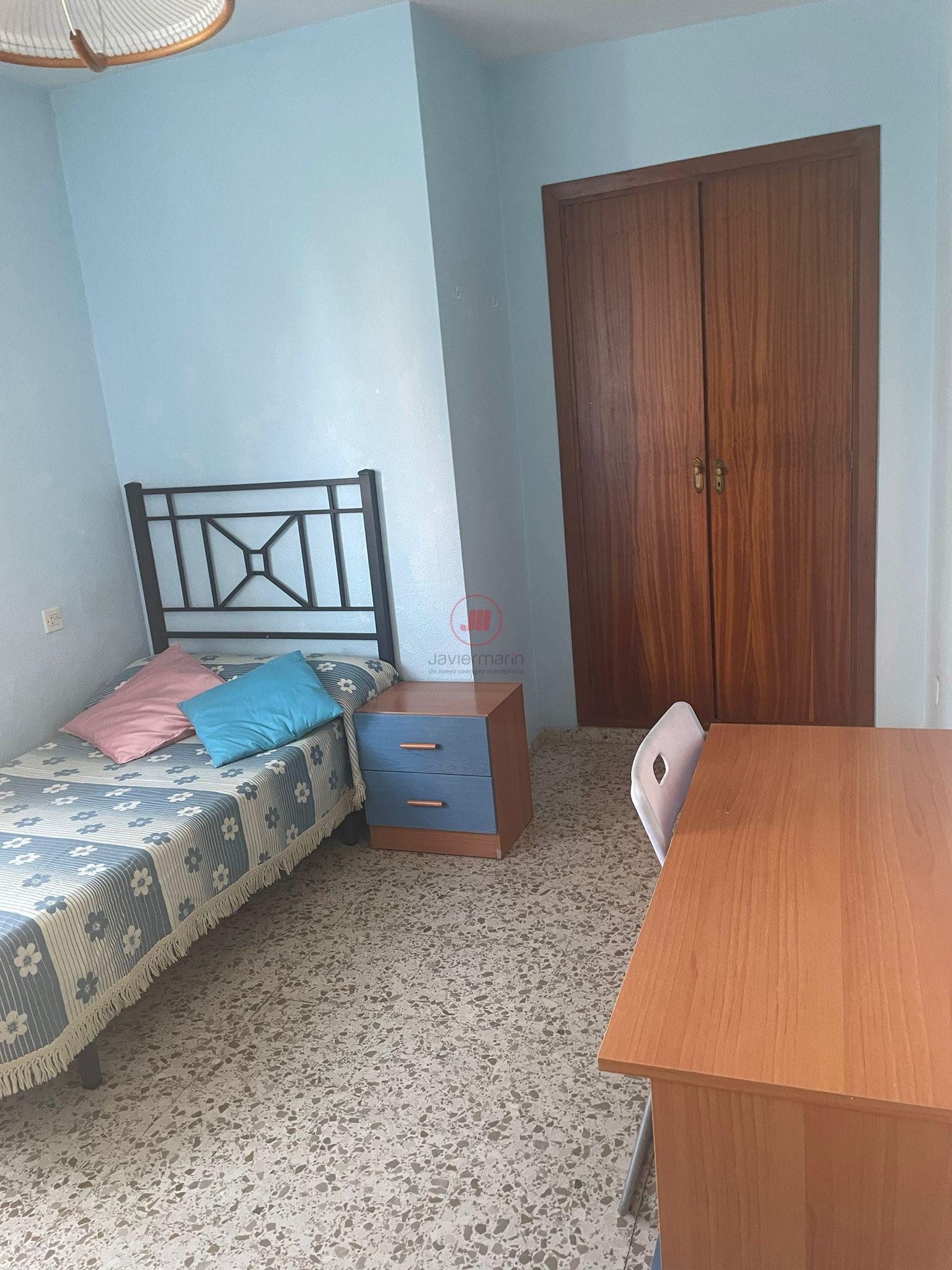 For rent of flat in Cáceres