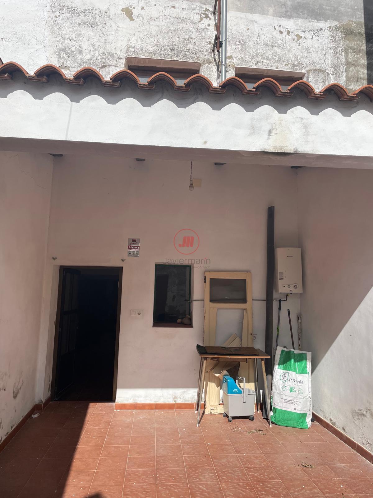 Venta de casa en Brozas