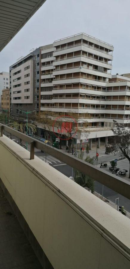 For sale of flat in Cáceres